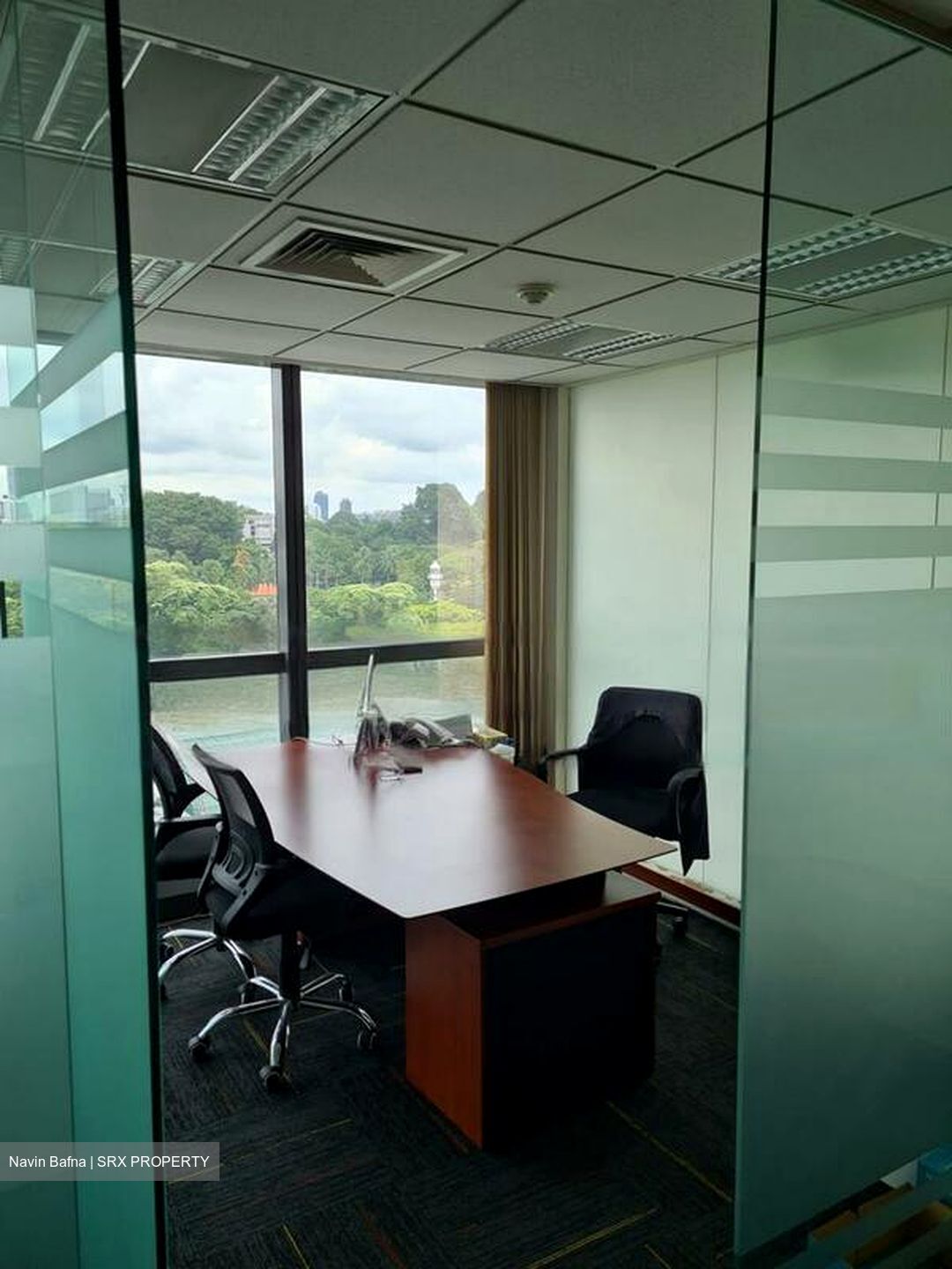 High Street Centre (D6), Office #566760501